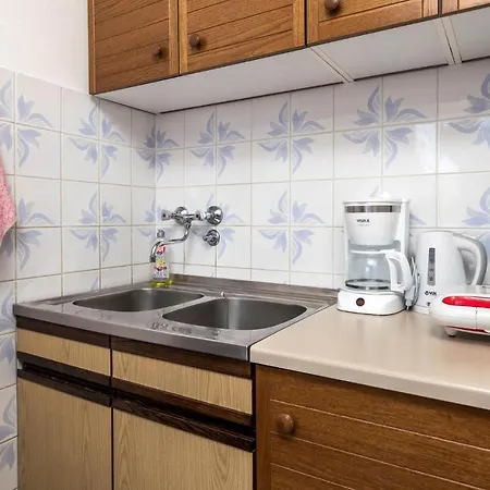 דירה 2 Bedroom Beautiful In Rab