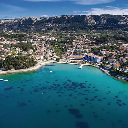2 Bedroom Beautiful In Rab Banjol