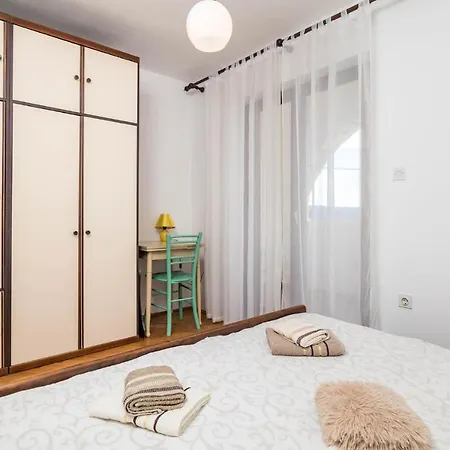 2 Bedroom Beautiful In Rab * Banjol